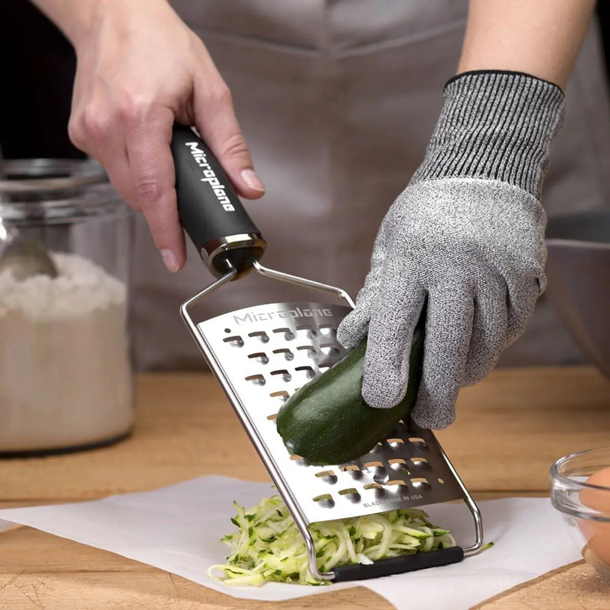 Microplane Cut Resistant Kitchen Safety Glove