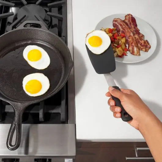 Oxo Small Silicone Turner